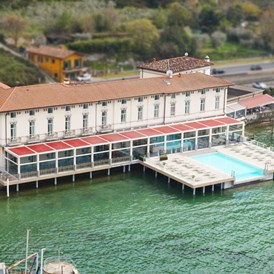Urlaub am See: Hotel Araba Fenice