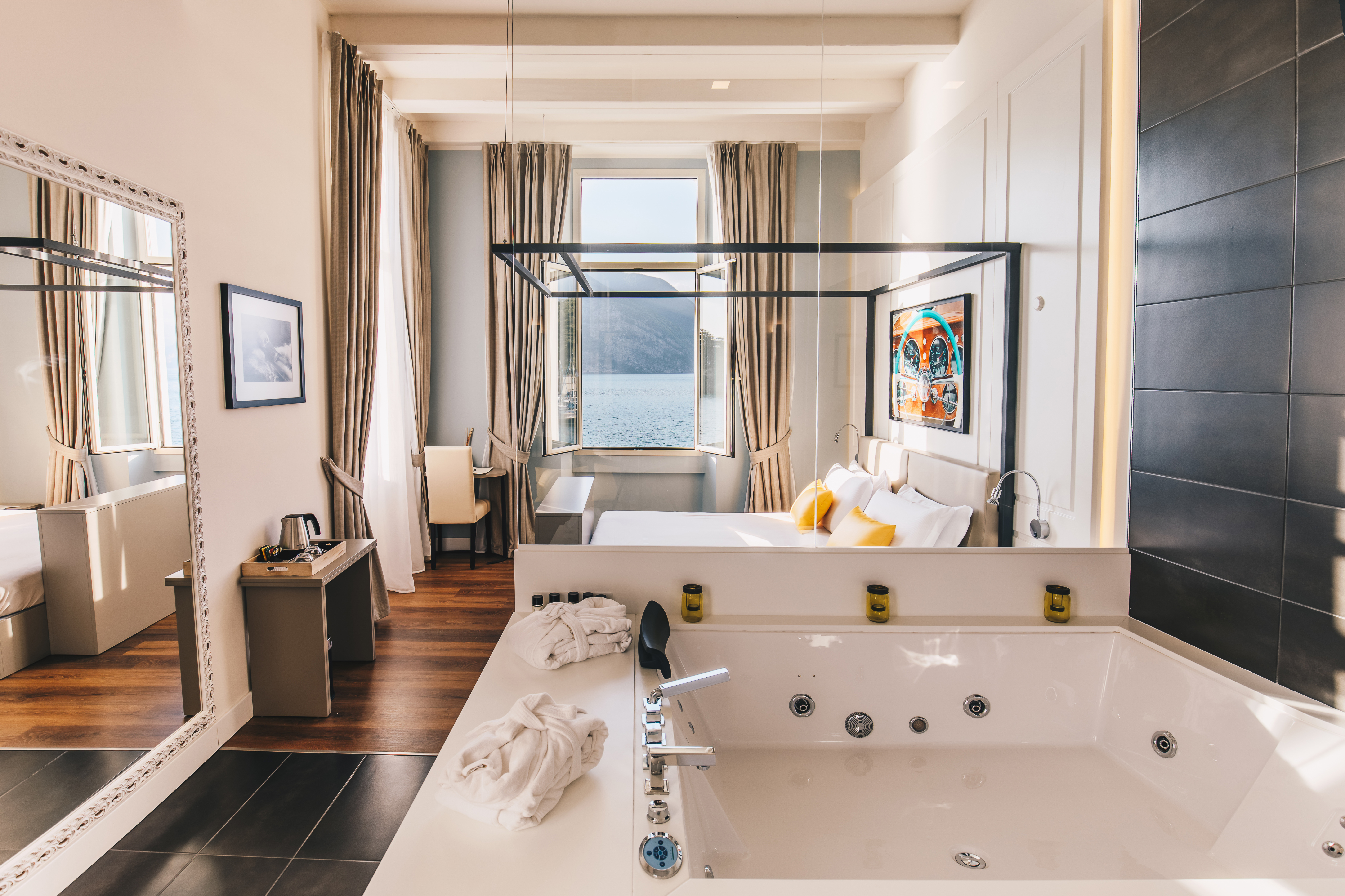 Urlaub am See: Hotel Araba Fenice