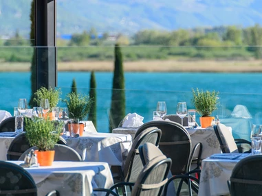 Urlaub am See: Leuchtenburg Lake&Suites