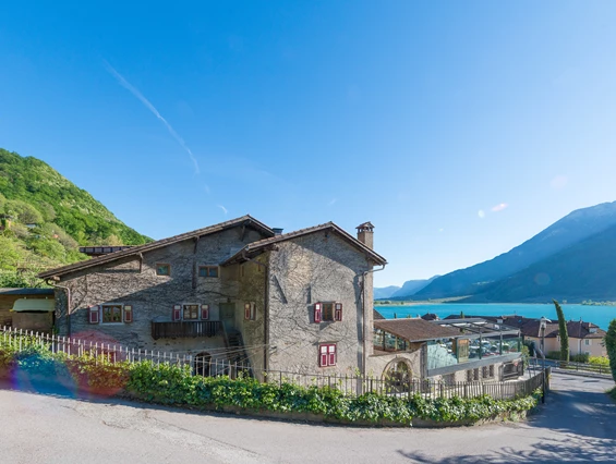 Urlaub am See: Leuchtenburg Lake&Suites