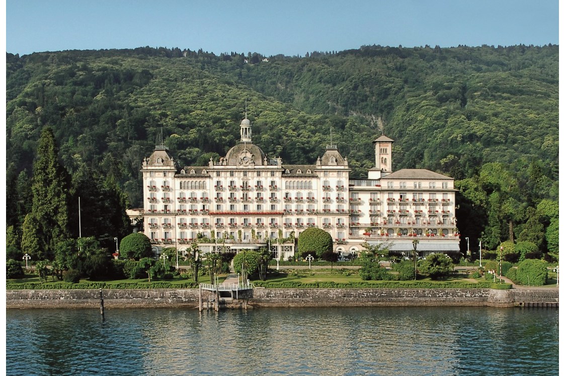 Urlaub am See: Fassade1 - Grand Hotel des Iles Borromées & SPA