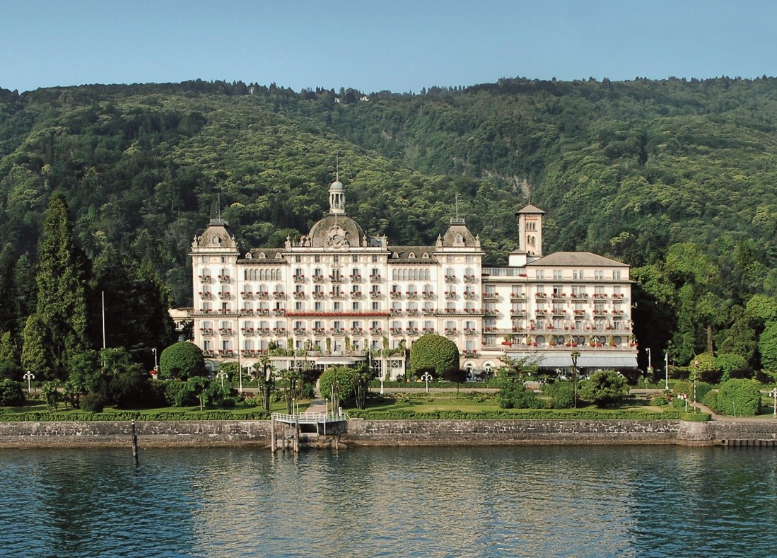 Urlaub am See: Fassade1 - Grand Hotel des Iles Borromées & SPA