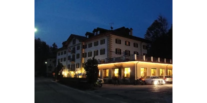 Hotels am See - Klassifizierung: 3 Sterne - Italien - By Night - Hotel Du Lac Parc & Residence