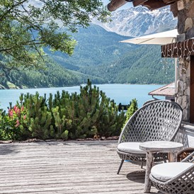 Urlaub am See: Edelweiss Hotel & Chalets