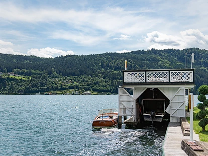 Hotels am See - Millstatt - Boothaus vom Hotel Forelle - Seeglück Hotel Forelle**** S Millstatt