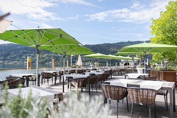 Urlaub am See: Unsere gemütliche Terrasse - Seeglück Hotel Forelle**** S Millstatt