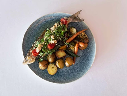 Hotels am See - Millstatt - Täglich frisch zubereitete Fischspezialitäten - Seeglück Hotel Forelle**** S Millstatt