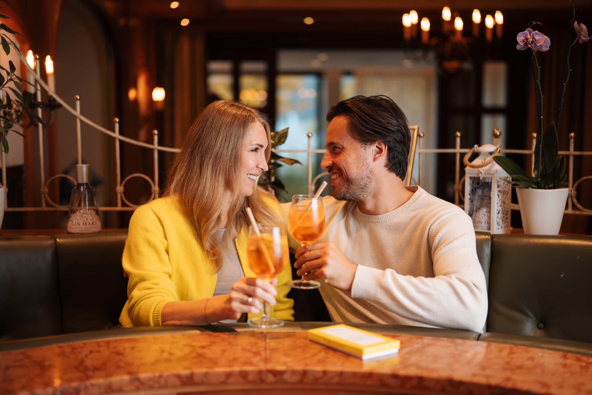 Urlaub am See: Hotelbar - Seeglück Hotel Forelle**** S Millstatt