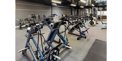 Hotels am See - FKK-Strand - INJOY Fitnessstudio direkt neben dem Hotel mit kostenfreien Zugang für Gäste  - Ritzenhof - Hotel und Spa am See