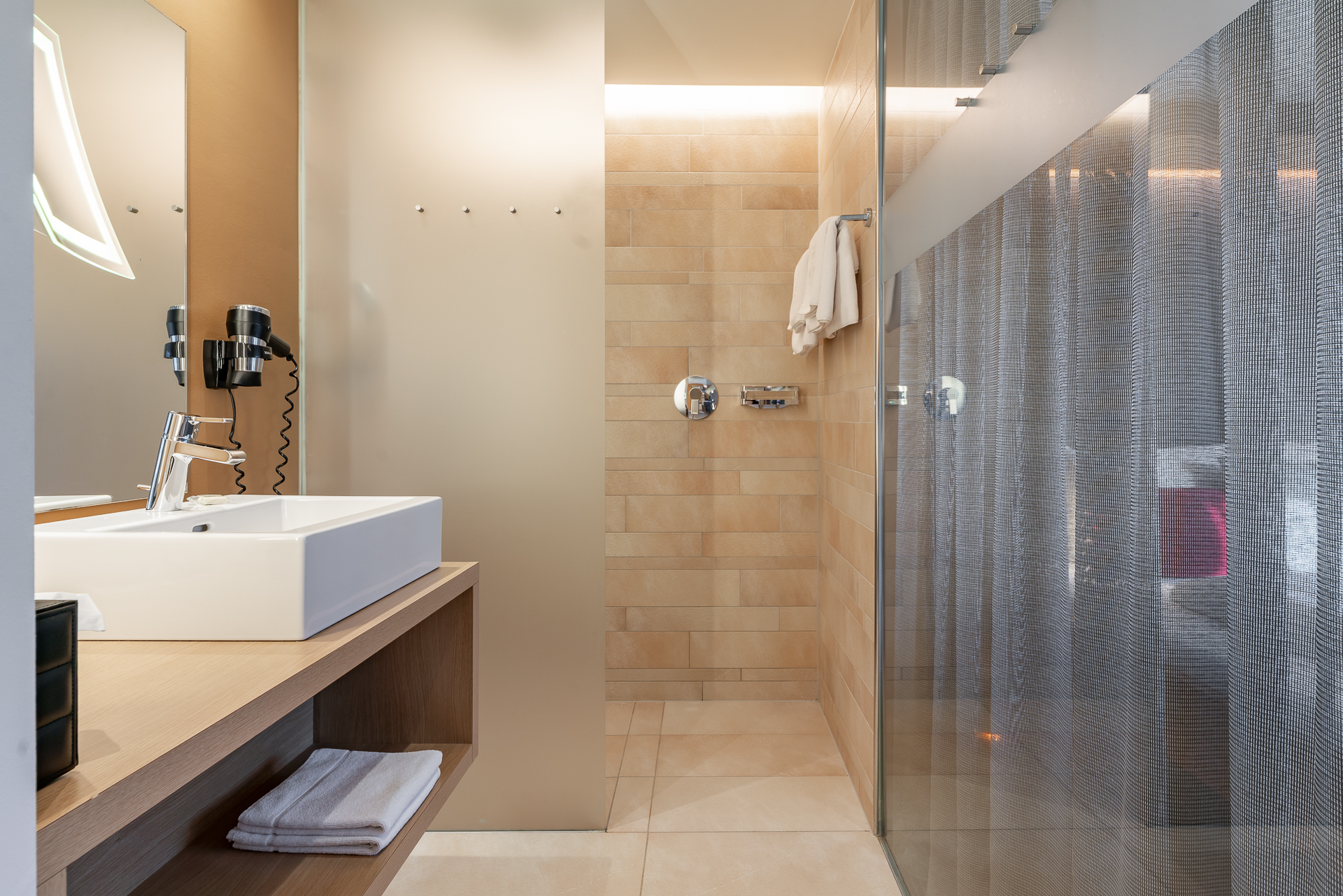 Urlaub am See: Badezimmer  - Ritzenhof - Hotel und Spa am See