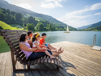 Hotels am See - Millstatt - Badesteg mit Bank  - Familien - Sportresort BRENNSEEHOF