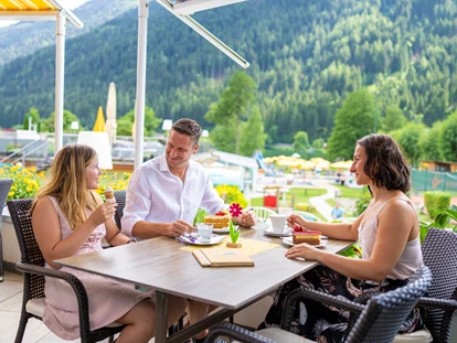 Hotels am See - Millstatt - Terrasse  - Familien - Sportresort BRENNSEEHOF