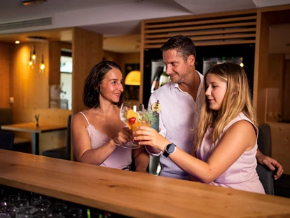 Hotels am See - Millstatt - Hotelbar - Familien - Sportresort BRENNSEEHOF
