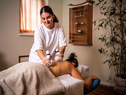 Hotels am See - Millstatt - Kräuterstempelmassage - Familien - Sportresort BRENNSEEHOF