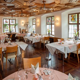 Urlaub am See: Ausgezeichnetes Gourmetrestaurant (13 Punkte Gault Millau) - Hotel de Charme Römerhof