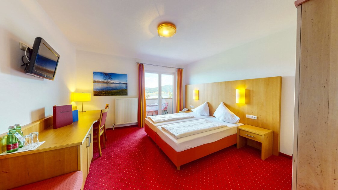 Urlaub am See: Hotel Haberl - Zimmer - Hotel Haberl - Attersee