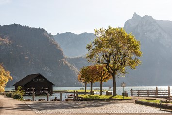 Urlaub am See: Traunkirchen mit Badeinsel - Post am See