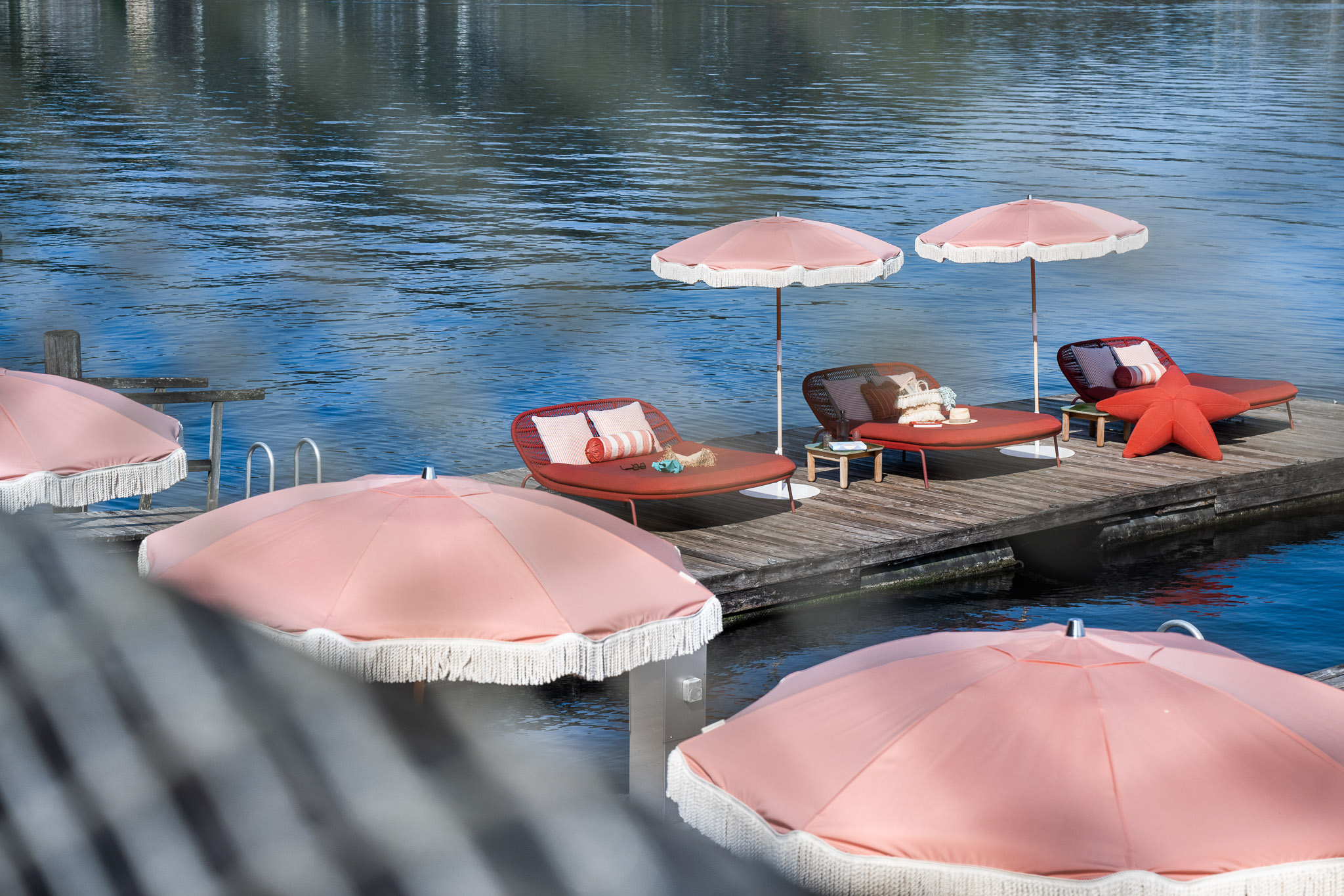 Hotels am See - Garten mit Seezugang - Salzkammergut - Liegen am See mit Blick auf den traunstein - Das Traunsee - Das Hotel zum See