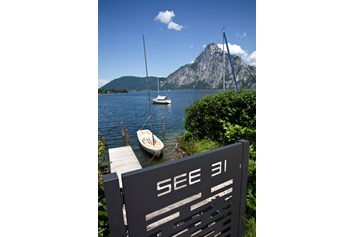 Urlaub am See: Der See, der Berg ... - SEE 31, Ferienlofts am Traunsee