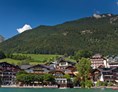 Urlaub am See: Hotelansicht - Seeböckenhotel Zum Weissen Hirschen