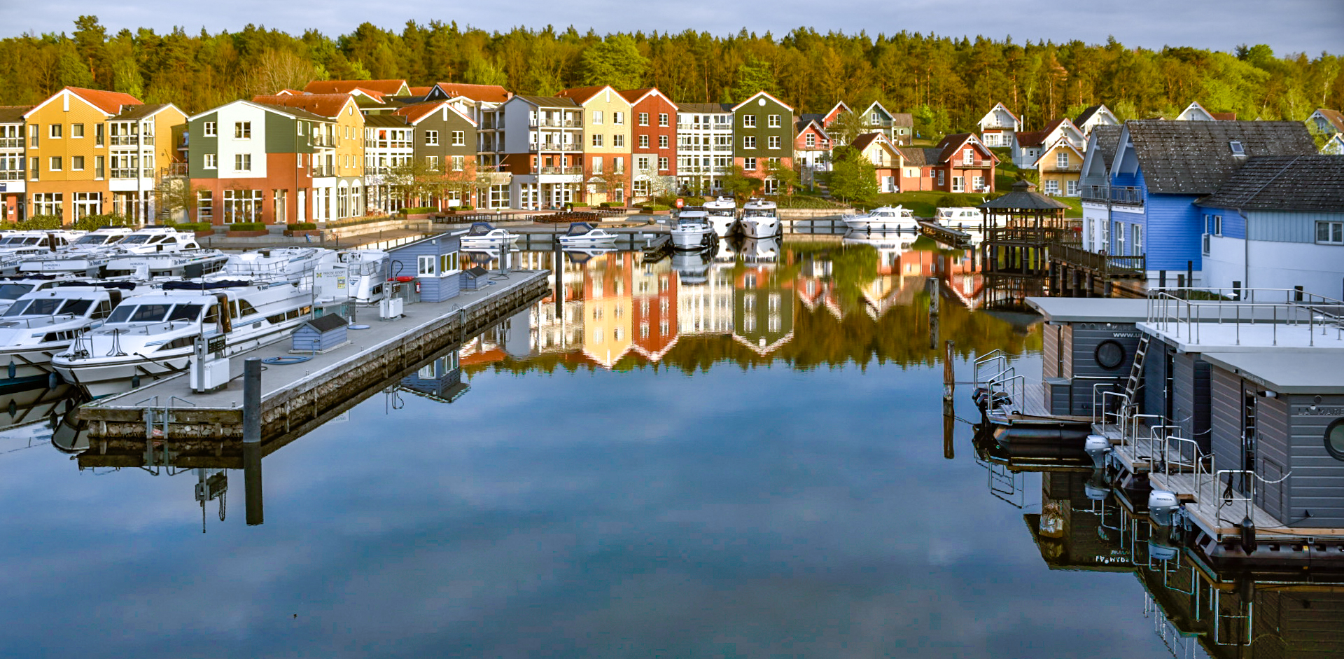 Urlaub am See: Sunday Resort Marina Wolfsbruch