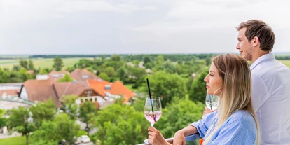 Hotels am See - Verpflegung: Frühstück - Panoramalounge Cocktail - VILA VITA Pannonia