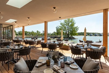 Urlaub am See: Terrasse Seerestaurant "die Möwe" - VILA VITA Pannonia