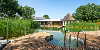 Hotels am See - Verpflegung: Frühstück - Badeteich im Wellness- und Saunparc - VILA VITA Pannonia