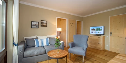 Hotels am See - Verpflegung: Frühstück - Bungalow A2 - Wohnzimmer - VILA VITA Pannonia