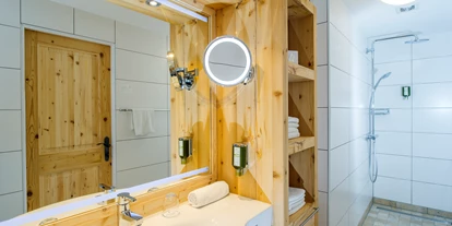 Hotels am See - Verpflegung: Frühstück - Bungalow A2 - Badezimmer - VILA VITA Pannonia