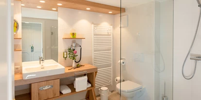 Hotels am See - Verpflegung: Frühstück - Bungalow A1 - Badezimmer - VILA VITA Pannonia