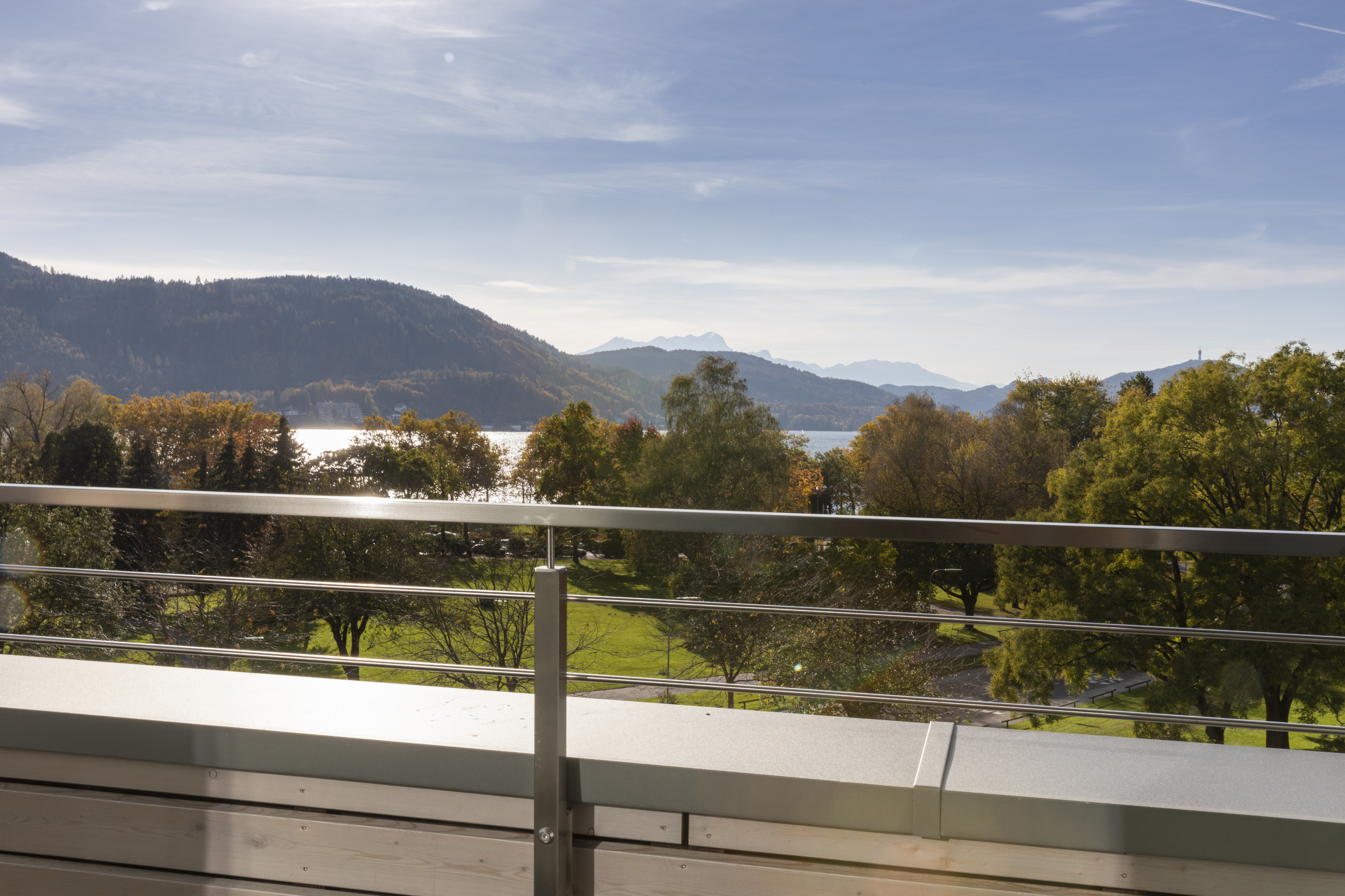 Hotels am See - Krumpendorf - Aussicht - Hotel Plattenwirt