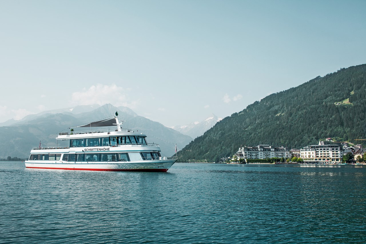 GRAND HOTEL ZELL AM SEE Ausflugsziele Schifffahrt am Zeller See 