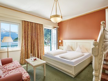 GRAND HOTEL ZELL AM SEE Zimmerkategorien Superior Doppelzimmer mit Seeblick & Balkon