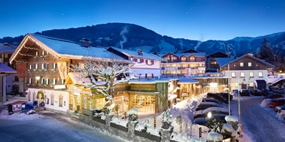 Hotels am See - Verpflegung: Frühstück - Vorderansicht Romantikhotel Zell am See - RomantikHotel Zell Am See