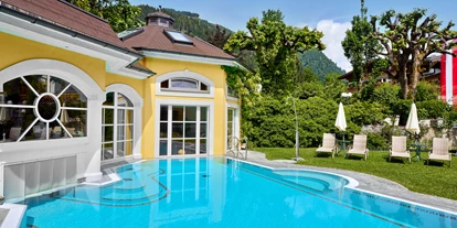 Hotels am See - Verpflegung: Frühstück - Wellnessbereich / Außenpool - RomantikHotel Zell Am See
