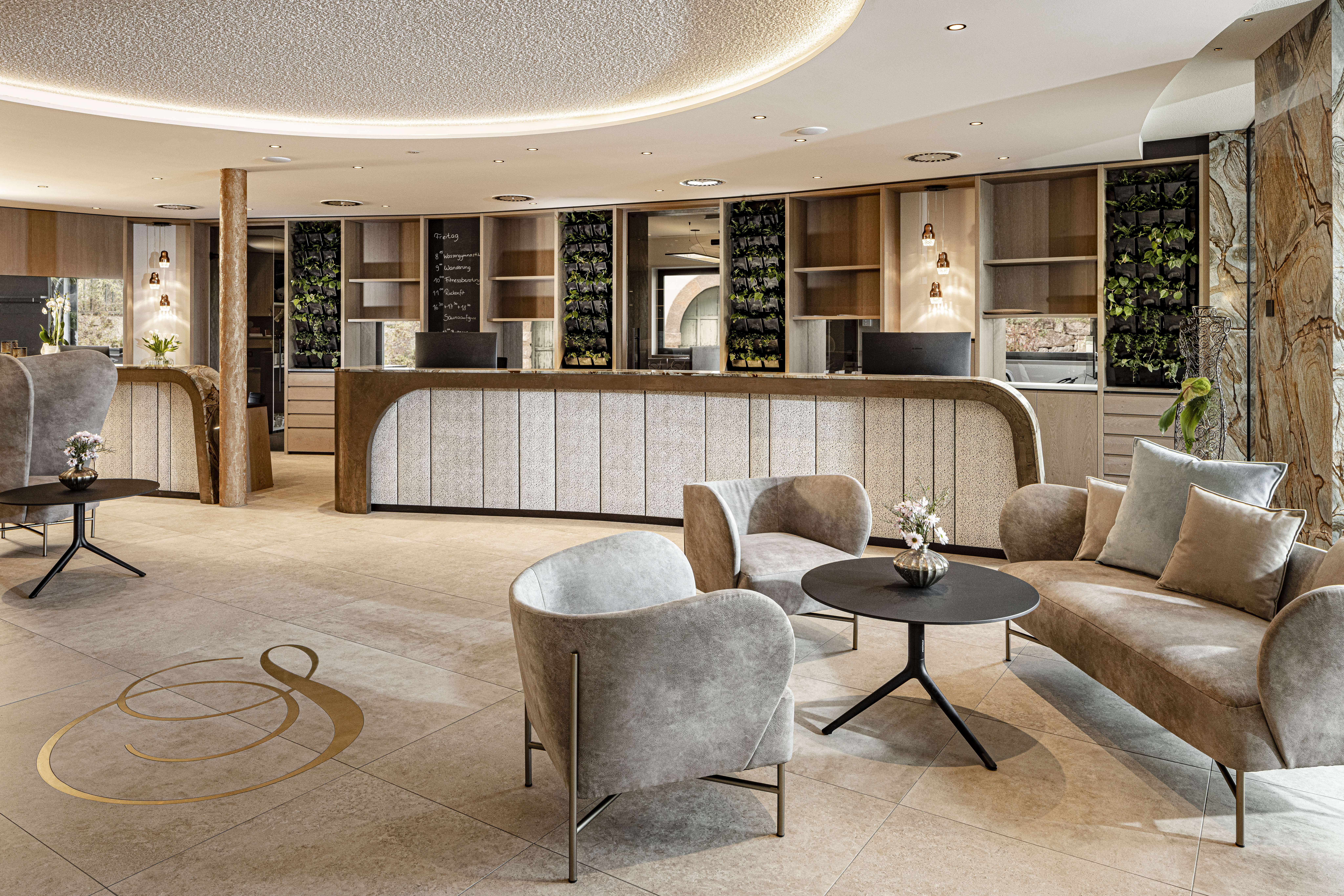 Hotels am See - Pools: Schwimmteich - Lake Spa Hotel SEELEITEN