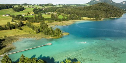 Hotels am See - PLZ 5310 (Österreich) - Blick auf den kristallblauen Fuschlsee - Arabella Jagdhof Resort am Fuschlsee