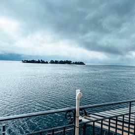 Urlaub am See: Sicht aus dem Balkon  - Art Hotel Posta al lago