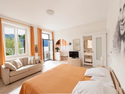Hotels am See - Porto Ronco - Zimmer Zacharias - Art Hotel Posta al lago