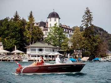 Hotel Schloss Seefels Freizeitangebote am See Bootsrundfahrten & Transfers