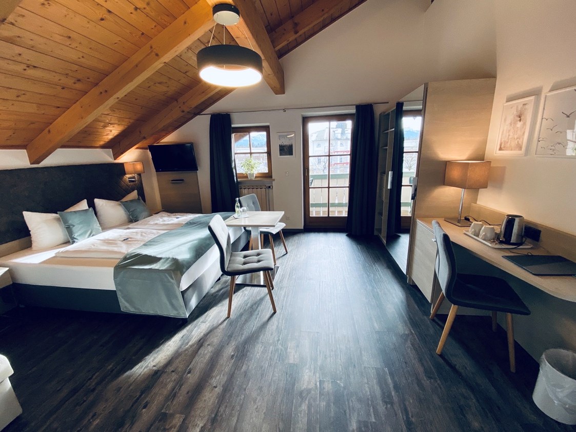 Urlaub am See: Doppelzimmer 22m² - Berg-& Seeblick - Hotel Möwe am See