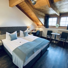 Urlaub am See: Doppelzimmer Dachgaube - Hotel Möwe am See