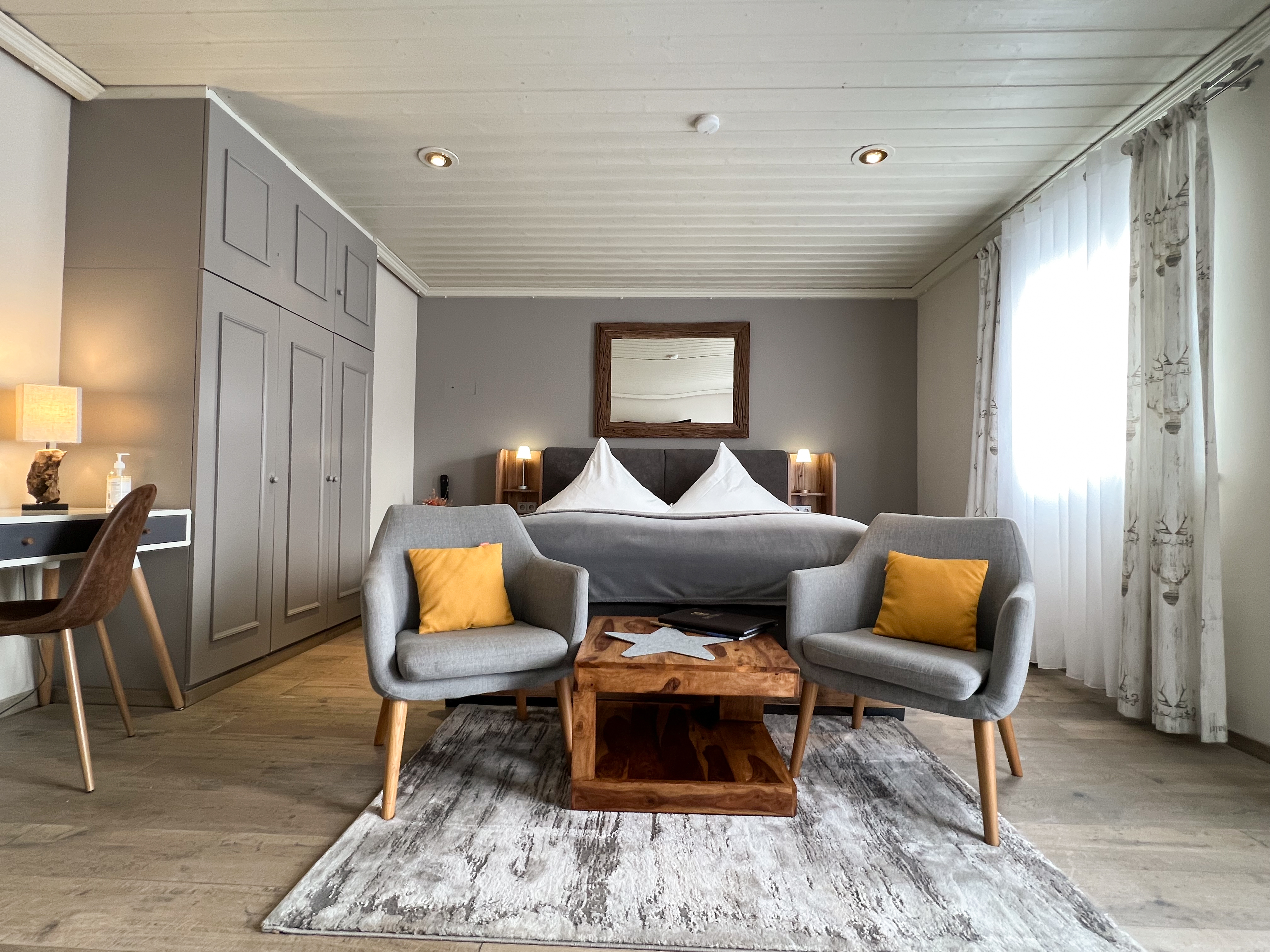 Urlaub am See: Hotel Schlossblick Chiemsee