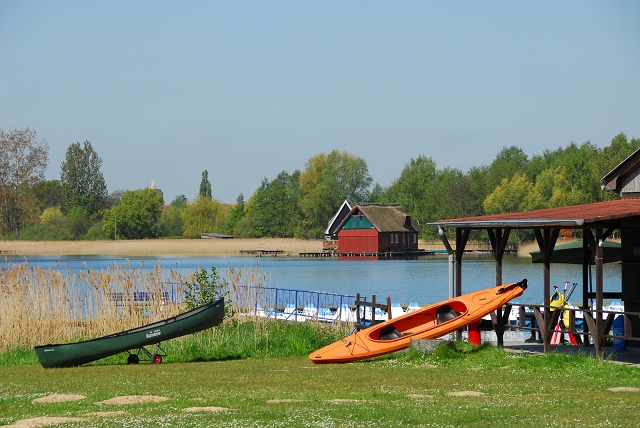 Kurhaus am Inselsee Freizeitangebote am See Boots, Kajaks, Kanus
