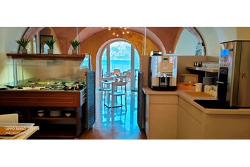 Urlaub am See: Frühstücksraum - HOTEL SIRENA