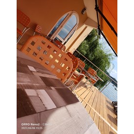 Urlaub am See: Terrasse - HOTEL SIRENA
