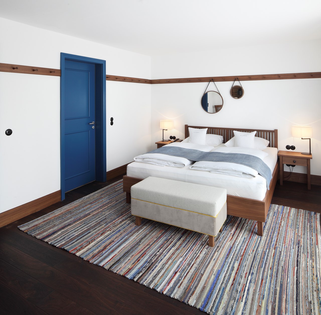 Hotel DAS TEGERNSEE Zimmerkategorien Puristisches Doppelzimmer | Herberge Quirin