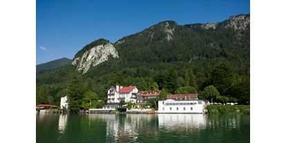 Hotels am See - Klassifizierung: 3 Sterne - Kochelsee - Aussenansicht - Seehotel Grauer Bär