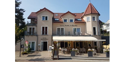 Hotels am See - Verpflegung: Frühstück - Die Frontansicht unseres Hotel's. - Hotel „Karl´s Burg”